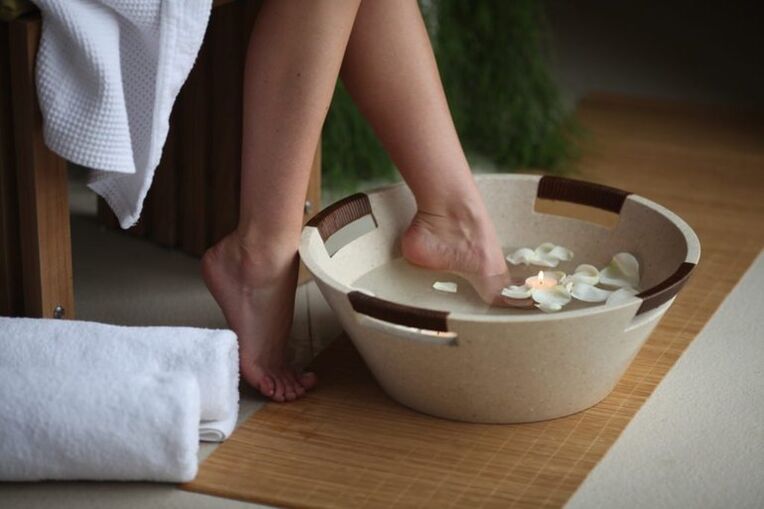 Folk medicine for treating fungus